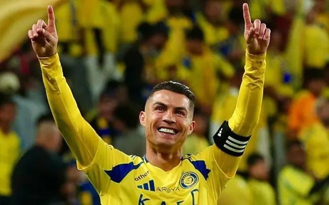 Ronaldo là VĐV giàu nhất năm 2024
